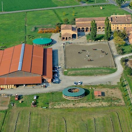 Agriturismo Corte Ghiara Hotel Fontanellato Exterior photo